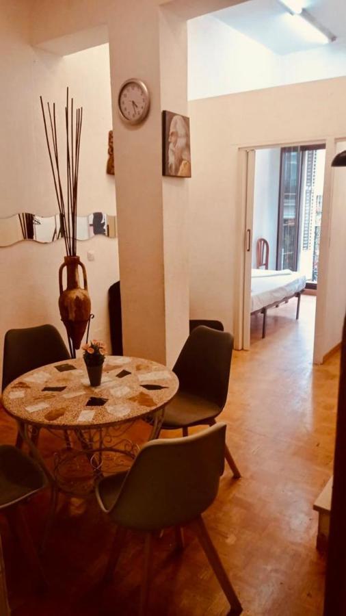 Punta Me Beautiful Apartment In The Best Location Madrid Downtown Exterior photo
